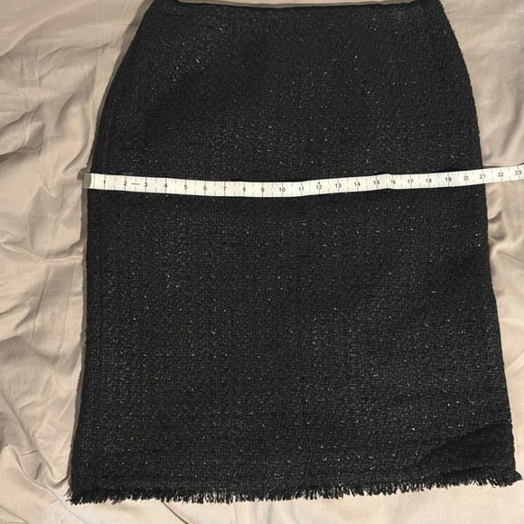 KASPERS BLACK SUIT JACKET AND SKIRT - Picture 3 of 5